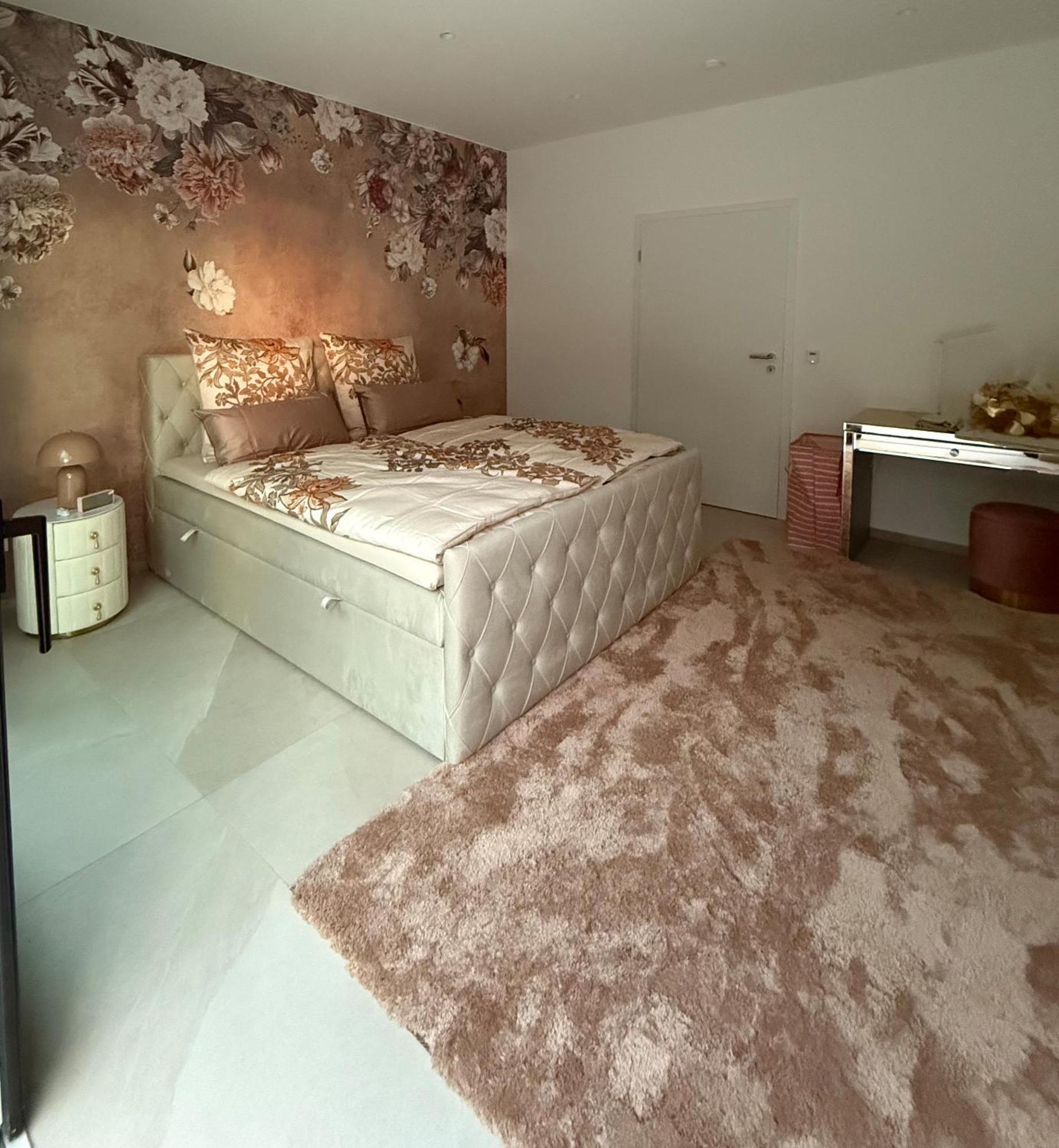 Apartment Luxury For 4 People In Wuerzburg! Wurzburg